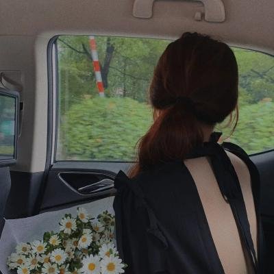 明星代言隐婚生子，全网玩梗，长达一周引热议